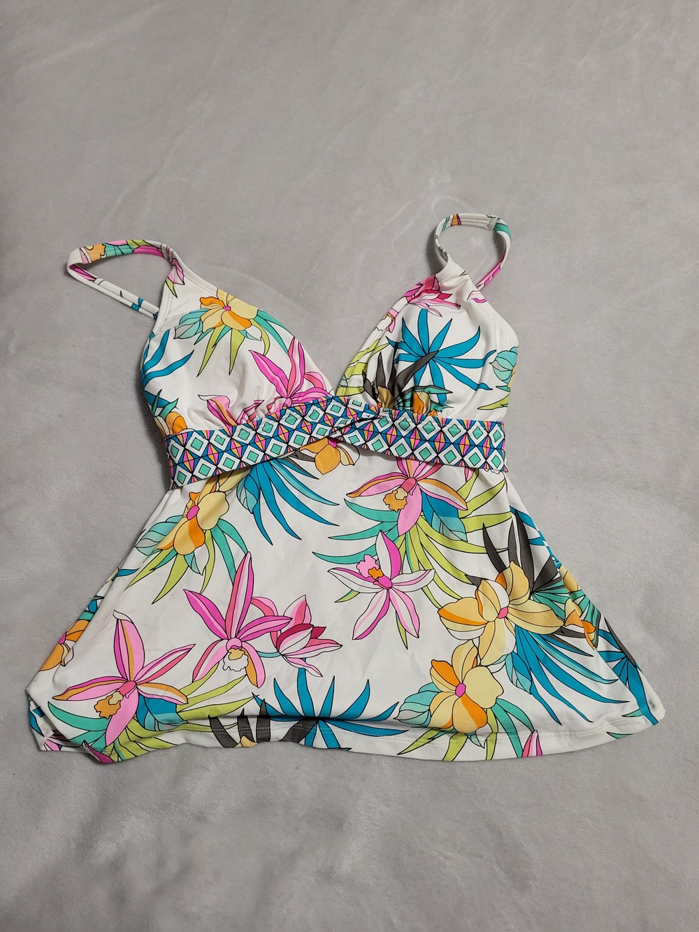 Beach House NWT Adele Endless Summer Floral Tankini Top Size 8 Swimwear